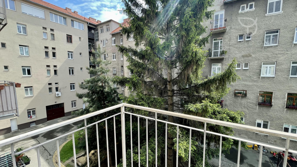 V A J N O R S K Á | 2-room apartmant  64 m²  with balcony 1,5 m²  | BA III - Nové Mesto